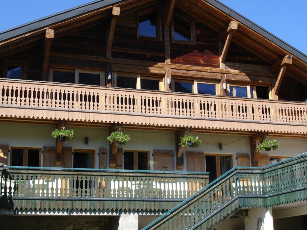 La Ferme Du Chateau La Chapelle-d'Abondance Bagian luar foto