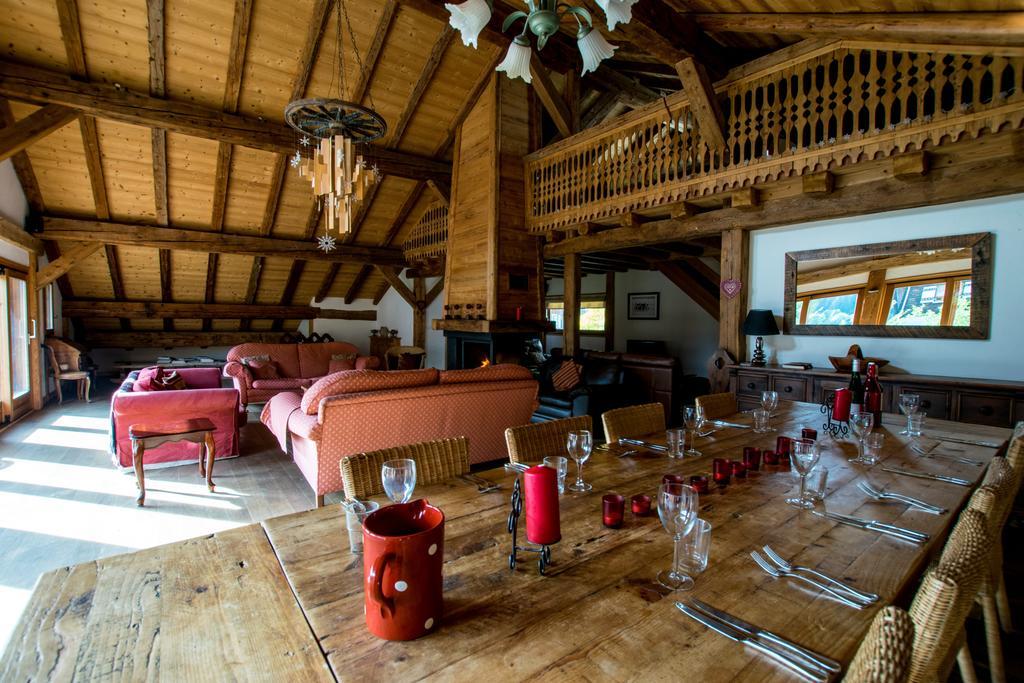 La Ferme Du Chateau La Chapelle-d'Abondance Bagian luar foto
