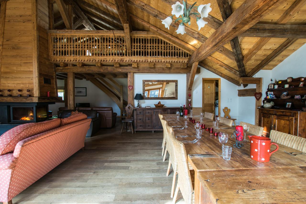 La Ferme Du Chateau La Chapelle-d'Abondance Bagian luar foto